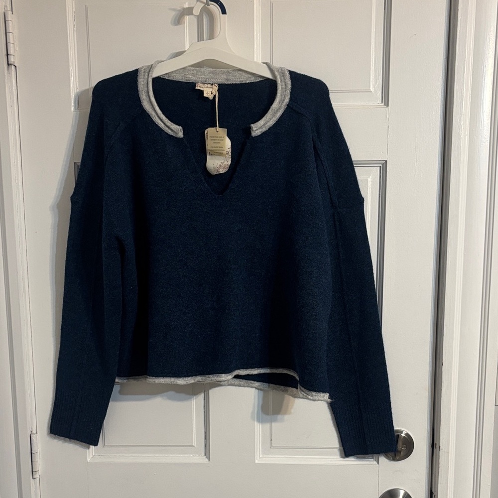 Women's Navy Blue Sweater with Gray Trim